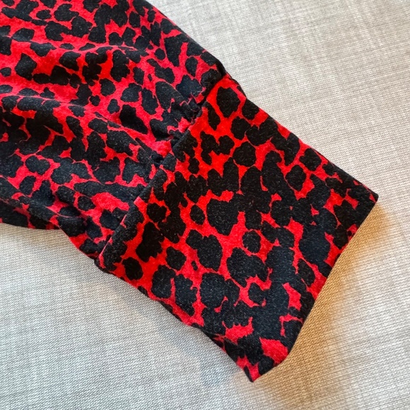 Cleo Petites Red & Black Animal Print Top XL w/ Faux Leather Trim Long Sleeve - Picture 4 of 13